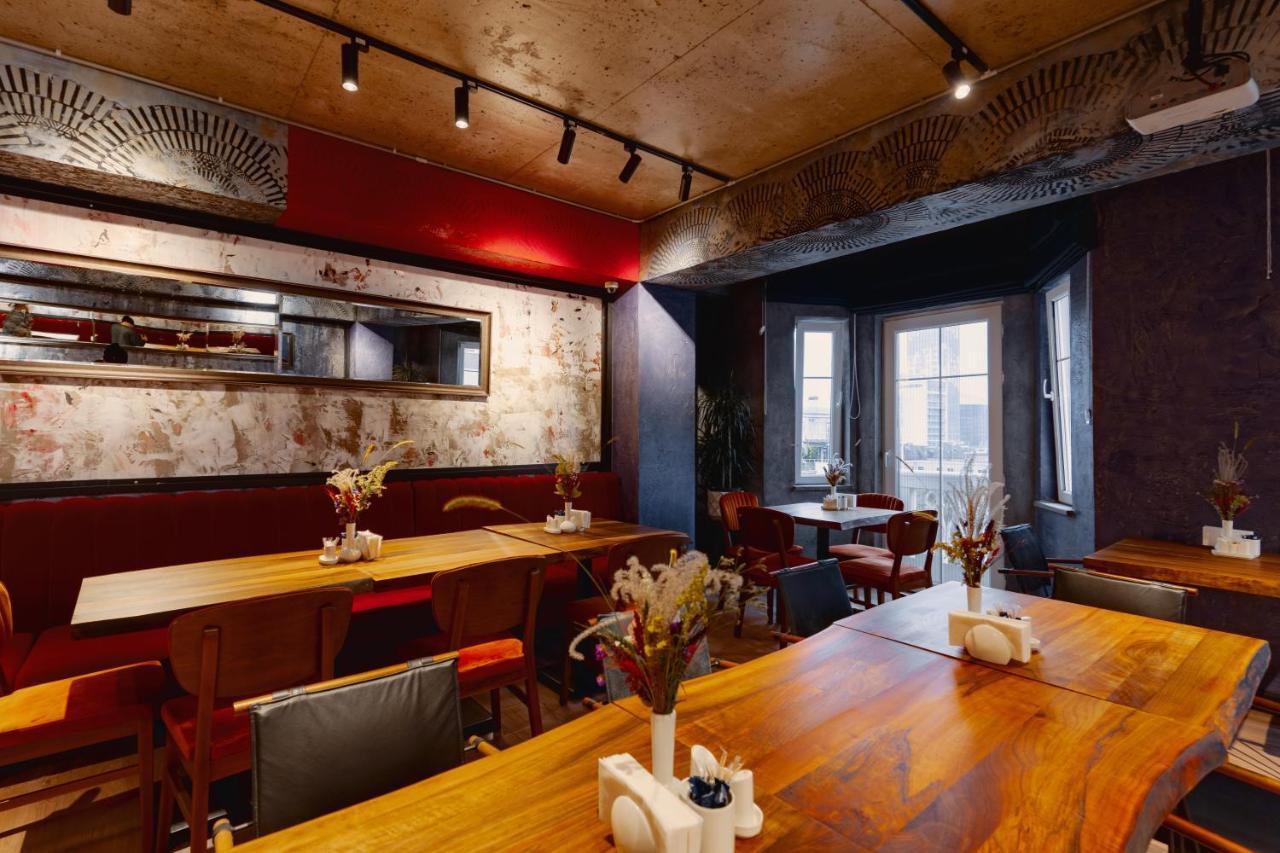 Tapis Rouge Design Boutique Hotel Batumi Exterior foto Interior of the restaurant